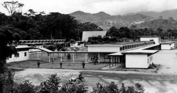 E-School 1971