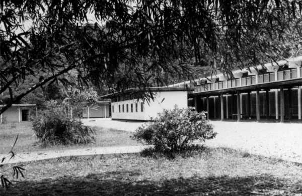 E-School 1971, Upper part